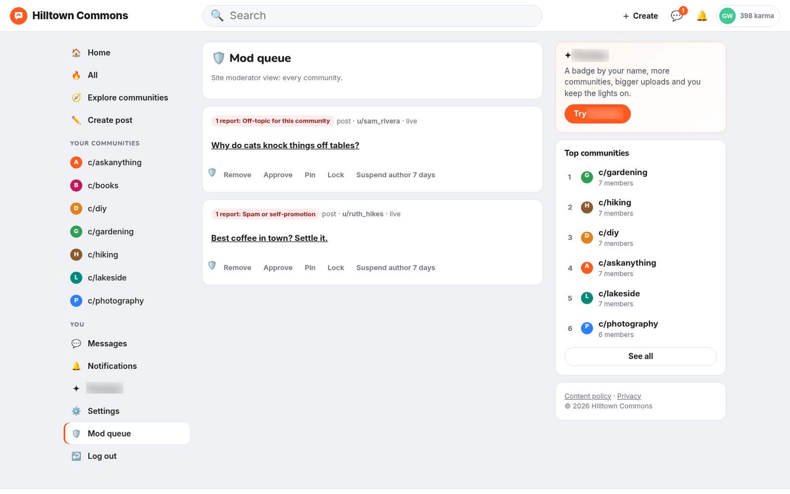 Mod queue with reports, remove, approve, pin and lock